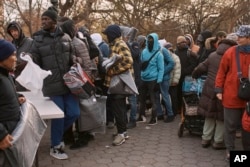 New York çok sayıda göçmene ev sahipliği yapıyor.