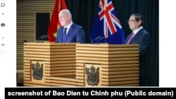 Thủ tướng New Zealand Christopher Luxon gặp Thủ tướng Việt Nam Phạm Minh Chính ở Wellington, 11/3/2024.