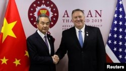 Ông Vương Nghị và ông Mike Pompeo, Thái Lan, 1/8/2019.