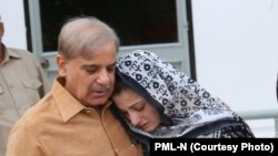 شہباز شریف اور مریم نواز بیگم کلثوم نواز کی وفات کے موقع پر۔