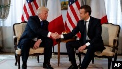 Tổng thống Mỹ Donald Trump và Tổng thống Pháp Emmanuel Macron gặp nhau vào tháng 5/2017. 