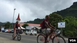 Con đường chính ở Bora-Bora. (Ảnh: Bùi Văn Phú)