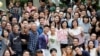 Henry Tong và Elaine To trong ngày cưới ở Hong Kong, ngày 4/8/2019. REUTERS/Kim Kyung-Hoon