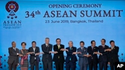 Lãnh đạo 10 nước Asean tại hội nghị thượng đỉnh ở Bangkok, Thái Lan hồi tháng 6 năm 2019