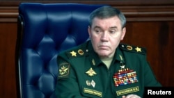 Tổng tham mưu trưởng quân đội Nga, Valery Gerasimov, nói rằng lực lượng Nga đã chặn đứng một đợt tấn công của 1.000 binh lính Ukraine ở khu vực Kursk - và sẽ đẩy họ trở lại biên giới.