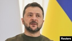 Tổng thống Ukraine Volodymyr Zelenskyy tuần này ca ngợi quân đội Ukraine vì đã làm suy yếu sức mạnh quân sự của Moscow ở Biển Đen.