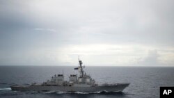 Tư liệu - Ảnh do Hải quân Hoa Kỳ cung cấp cho thấy chiến hạm USS Decatur (DDG 73) hoạt động trên Biển Đông angày 13/10/2016.