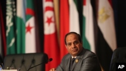 Egyptian President Abdel Fattah al-Sissi chairs an Arab foreign ministers meeting during an Arab summit in Sharm el-Sheikh, South Sinai, March 29, 2015. 