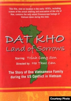 Bìa DVD phim 'Đất khổ' (ảnh: Bùi Văn Phú)