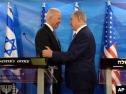 O dönem ABD Başkan Yardımcısı olan Joe Biden İsrail Başbakanı Netanyahu ile İsrail'de 9 Mart 2016'da biraraya gelmişti. (ARŞİV)