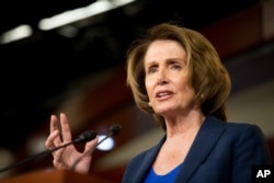 Bà Nancy Pelosi bênh vực bài diễn văn của Tổng thống, và nói rằng bài diễn văn 'đầy quyết tâm và mãnh liệt' và đất nước sẽ không khuất phục trước khủng bố.