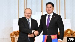 Tổng thống Putin và người đồng cấp Mông Cổ Ukhnaagiin Khurelsukh hôm 3/9.