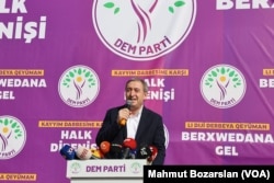 Toplantıda konuşan EŞ Başkan Tuncer Bakırhan, konuşmasının önemli bölümünün son günlerdeki çözüm tartışmalarına ayırdı.