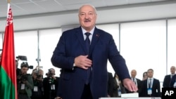 Александр Лукашенко на избирательном участке в Минске. 26 января 2025 г.