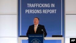 Ngoại trưởng Mỹ Mike Pompeo trong buổi công bố bản phúc trình